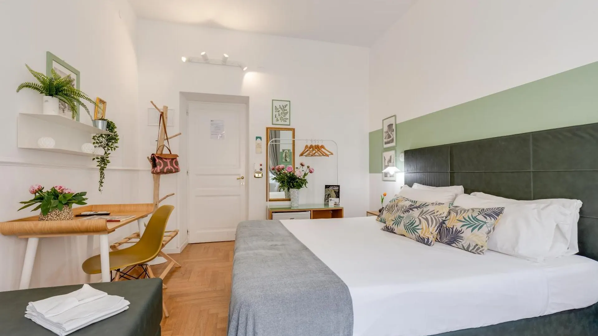 Maison Vantaggio Rome Guest house